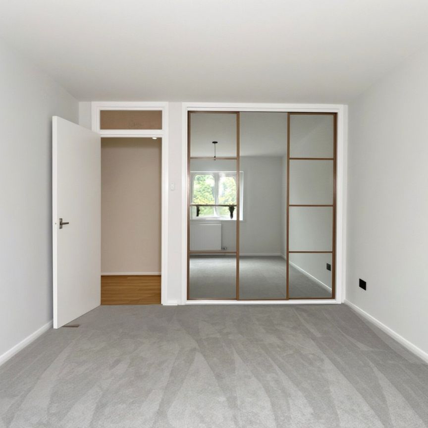 Melvin Road, London, SE20 - Photo 1