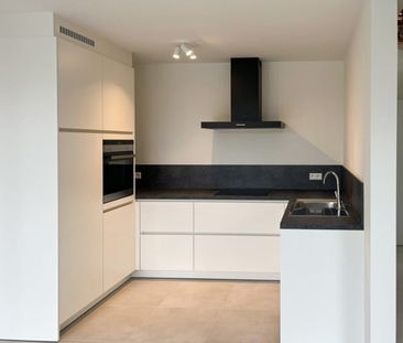 Appartement te huur - Photo 1