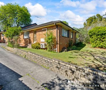 Stunning Renovated Villa Unit - Photo 2