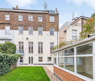 Buckland Crescent, Belsize, NW3 - Photo 1