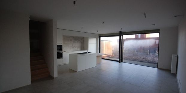 Rijwoning te huur in Marke voor € 1.100 met 3 slaapkamers - Photo 1