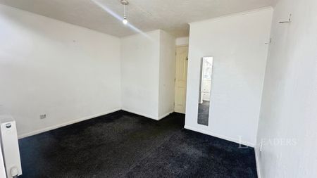 house to rent Mount Pleasant Road, Luton, Bedfordshire, LU3 - Photo 4