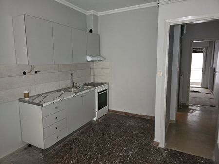 Διαμέρισμα για ενοικίαση Πλατεία Ναυαρίνου (Κέντρο Θεσσαλονίκης) - Photo 2