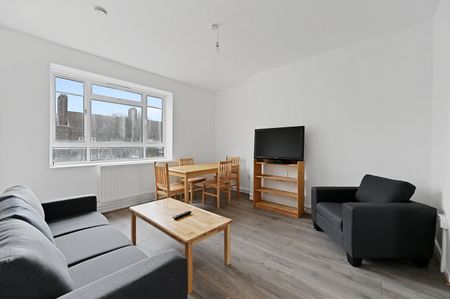 4 Bed Flat, Phipps House, W12 - Photo 3