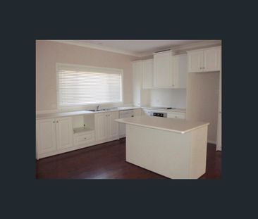 3 BEDROOM HOME LOCATED HILLVUE - Photo 4