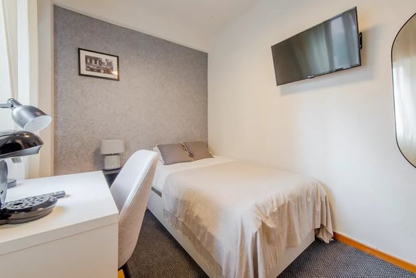 Calle de Lérida, Madrid, Community of Madrid 28020 - Photo 1