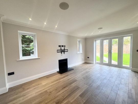 3 bedroom detached house to rent - Photo 1