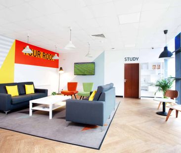 Large Standard Single Ensuite - Photo 1