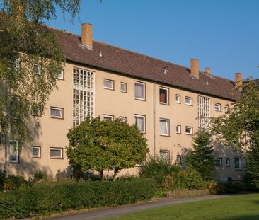 Erdgeschosswohnung mit Dusche, Loggia und Abstellraum - Photo 1