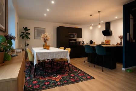 Location Appartement 4 pièces 117m² - Photo 4