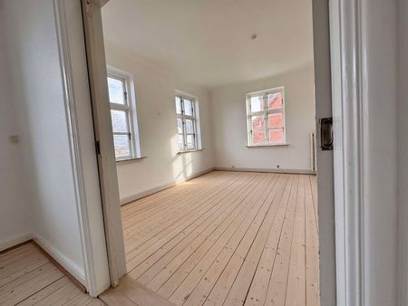 Flot lejlighed centralt i Mariager - Photo 2