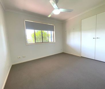 Charming & Neat 3-Bedroom Home – Ready to Rent! - Photo 2