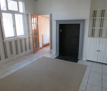 3 bedroom property to rent - Photo 3