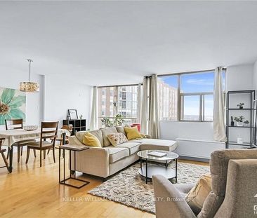 For Lease - 2760 Carousel Crescent Unit# 1412, Blossom Park - Airpo... - Photo 6