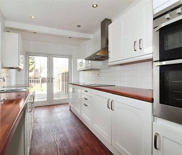 Russell Street, Sutton-In-Ashfield NG17, Property for rent - Photo 2