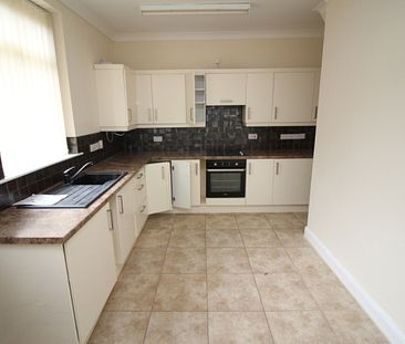 2 Bedroom Terraced House - Photo 1