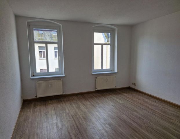Attraktive, renovierte 2-RW im 3.OG eines Mehrfamilienhauses in Gera-Pforten zu vermieten. - Foto 1
