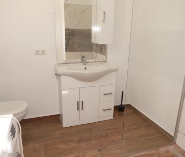 2 Zimmer Altbau Wohnung - mitten im 5. Bezirk !! - Photo 4
