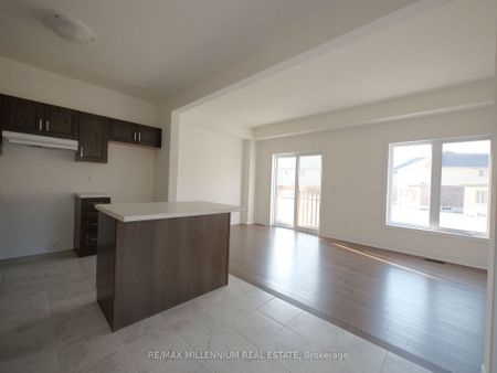 For Lease - 4 Shipley Avenue, Collingwood, Ontario - Photo 4