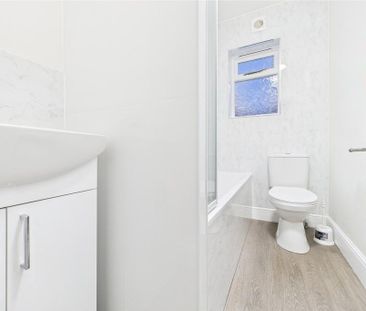 2 bedroom maisonette to rent - Photo 6