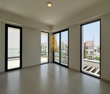 Landscaped | Near to Souq and Pool | Vacant - Photo 6