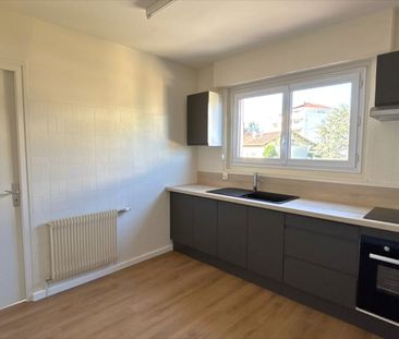 Location Appartement 2 pièces 42m² - Photo 4