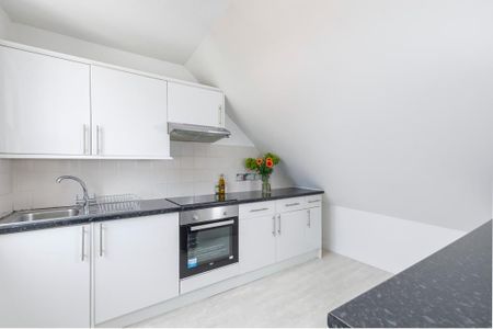 Studio Flat, College Road, BN2 - Photo 3