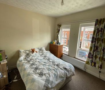 45 St Albans Gardens, Belfast BT9 5DR - Photo 3