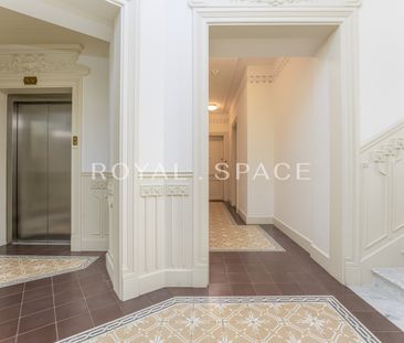 Hoża 50 Luksusowy apartament w kamienicy z garażem - Photo 2