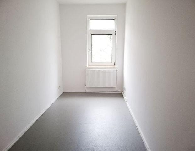 2-Zimmer-Wohnung mit Balkon in Bremerhaven-Geestemünde - Foto 1