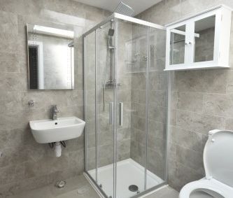 One Bedroom Flat to rent in London - Photo 5