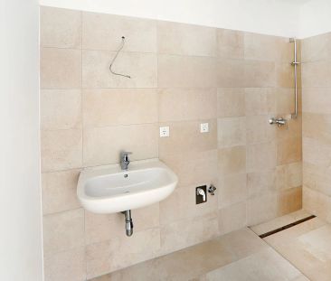 2-Zimmer-Wohnung mit Balkon | IN OBERLAA NÄHE U1 NEULAA - Photo 1