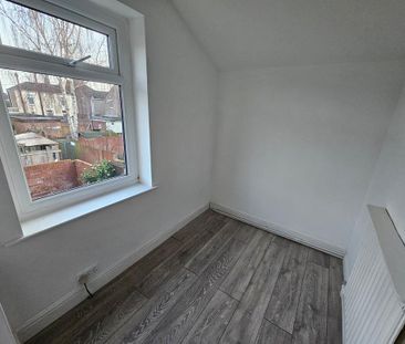 3 bedroom terraced house to rent - Photo 4