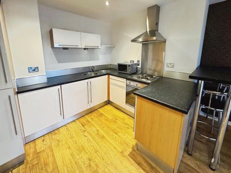 2 bedroom flat to rent - Photo 5