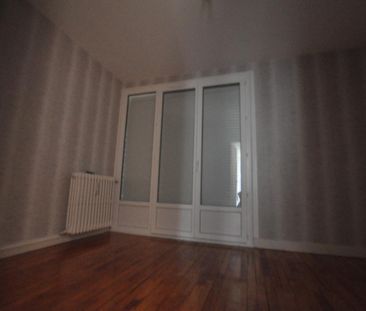 3 PIECES QUARTIER HOPITAL - Photo 1