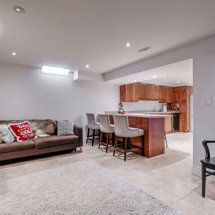 20 Stonemanse Court #Lower - Photo 1