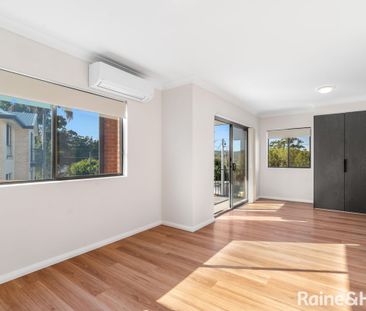 BRAND NEW MODERN TOWNHOUSE - STYLE, SPACE & COMFORT - Photo 4