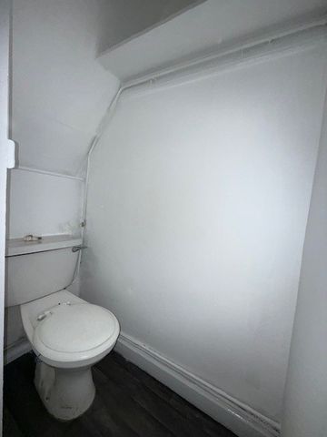 Regent Street, Lancashire - Photo 5