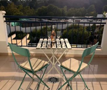 Alquiler de piso en Calle Poseidon - Photo 4