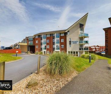 Queens Promenade, Bispham, FY2 - Photo 3