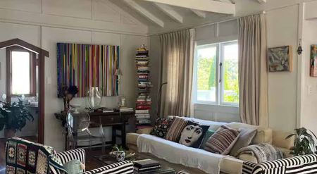 Havelock North - Muritai Crescent "Casa da Karina" 5 Month fixed term - Photo 4