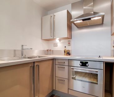 Blackwall Way, London, E14 9GT - Photo 4
