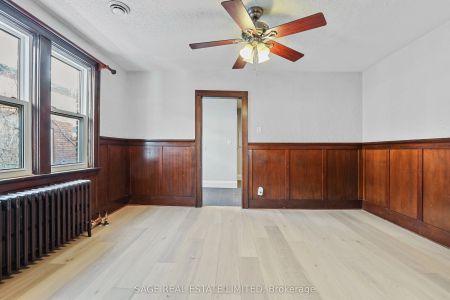 95 Hillsdale Avenue E #Upper - Photo 2