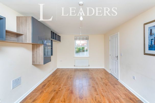 3 bedroom house to rent Mayflower Street, Buckingham, Buckinghamshire, MK18 - Photo 1