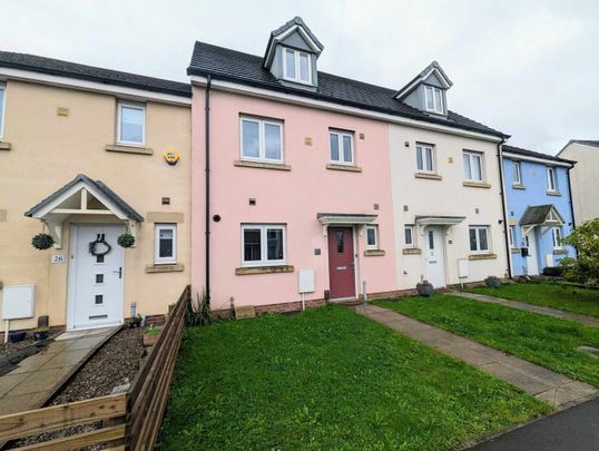 A 4 Bedroom Terraced - Photo 1