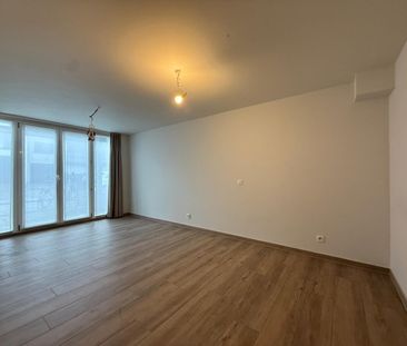 Modern appartement met twee slaapkamers - Photo 1