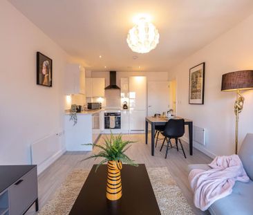 1 bedroom flat to rent - Photo 1