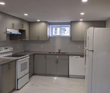 For Lease - 607 Weynway (Basement) Court, Oakville, Ontario - Photo 4