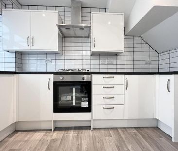 3 bedroom terraced house to rent - Photo 6