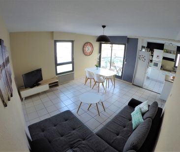 T3 meublé aux ARCEAUX, - Photo 2